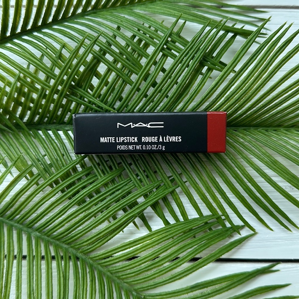 NIB MAC Matte Lipstick Full Size in Chili